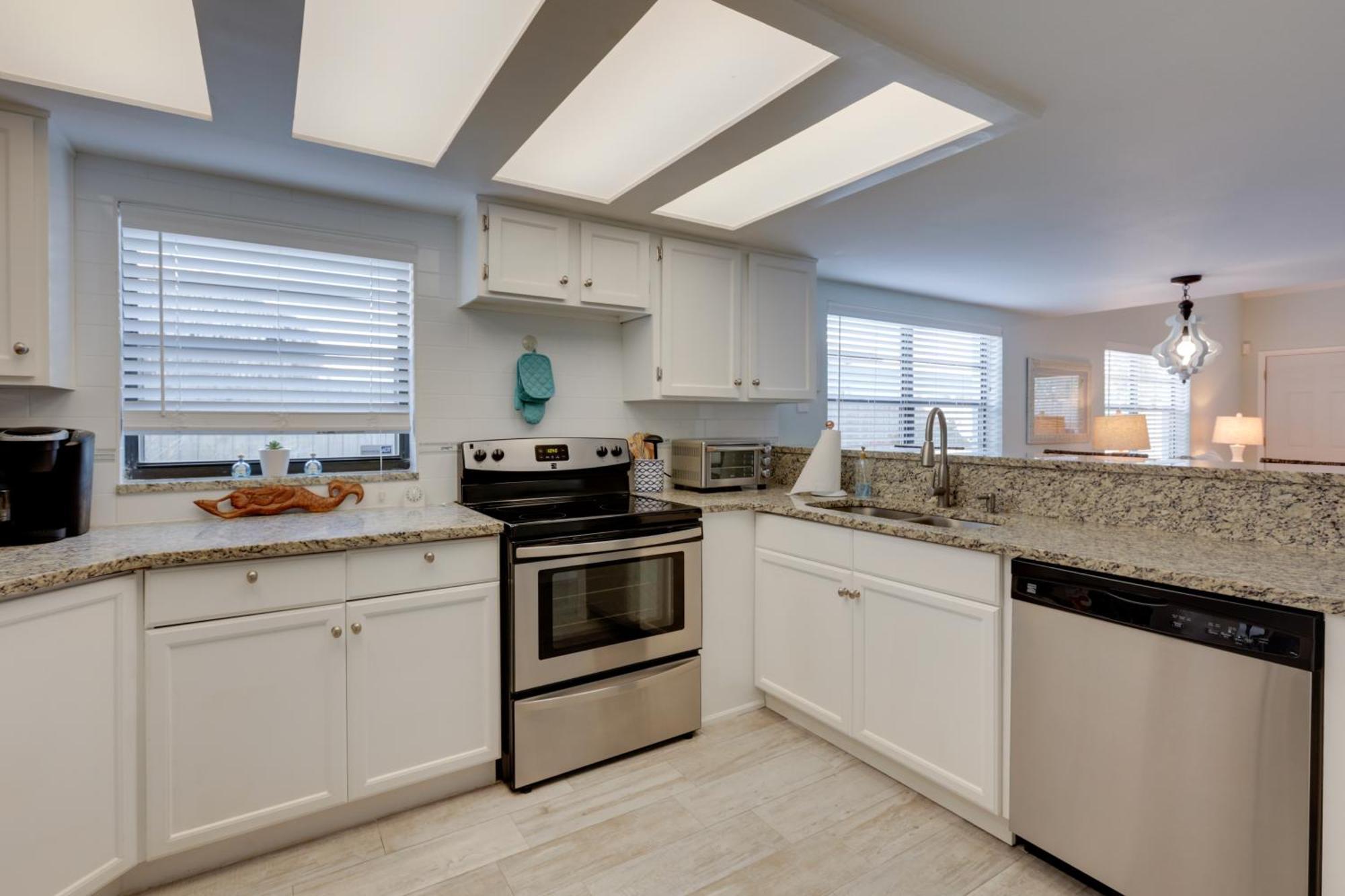 Cape Canaveral Escape With Grill Walk To Beach! Bagian luar foto